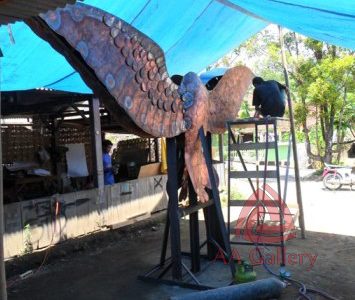 Patung Tembaga Gagak Winangsih di Indramayu